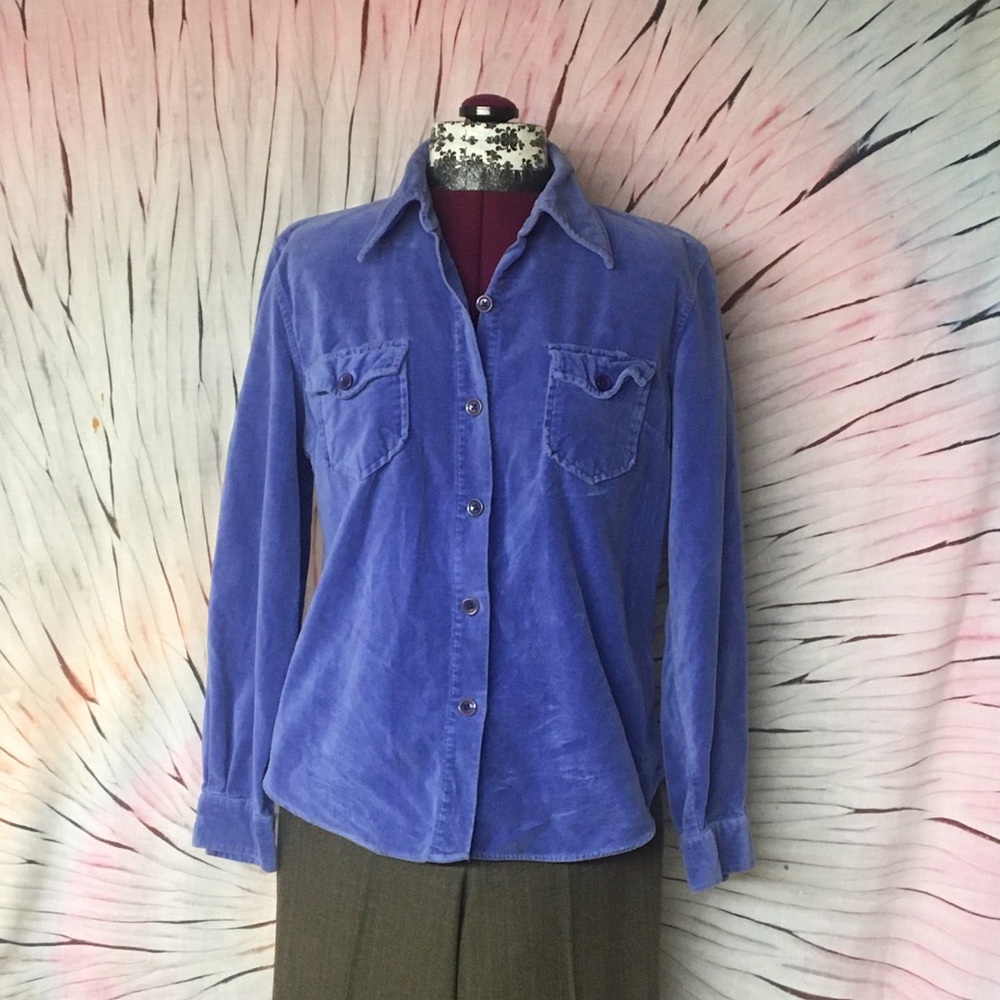 Gap velvet long sleeved shirt